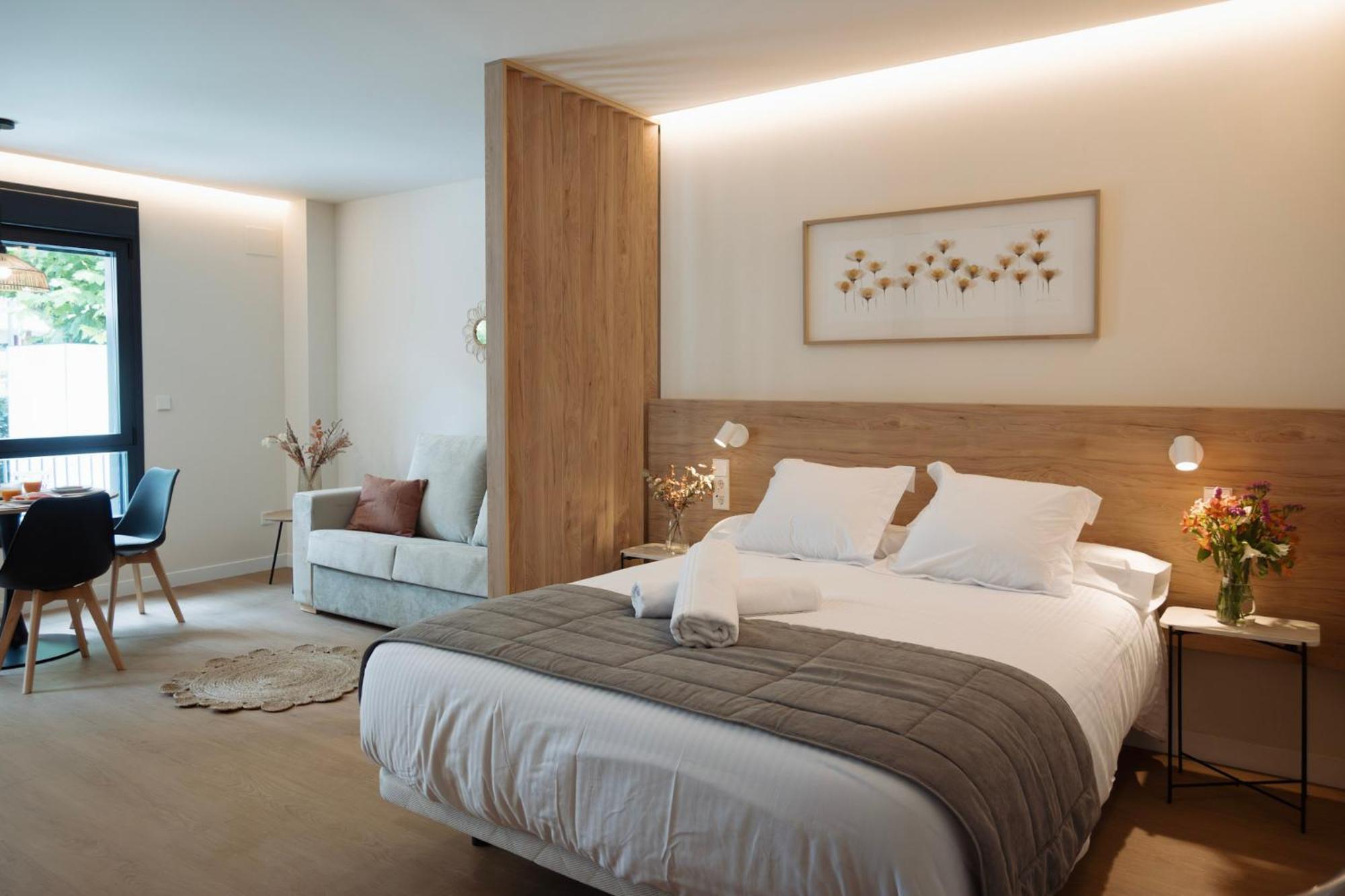 Apartamentos Joaquin Costa Santander Luaran gambar