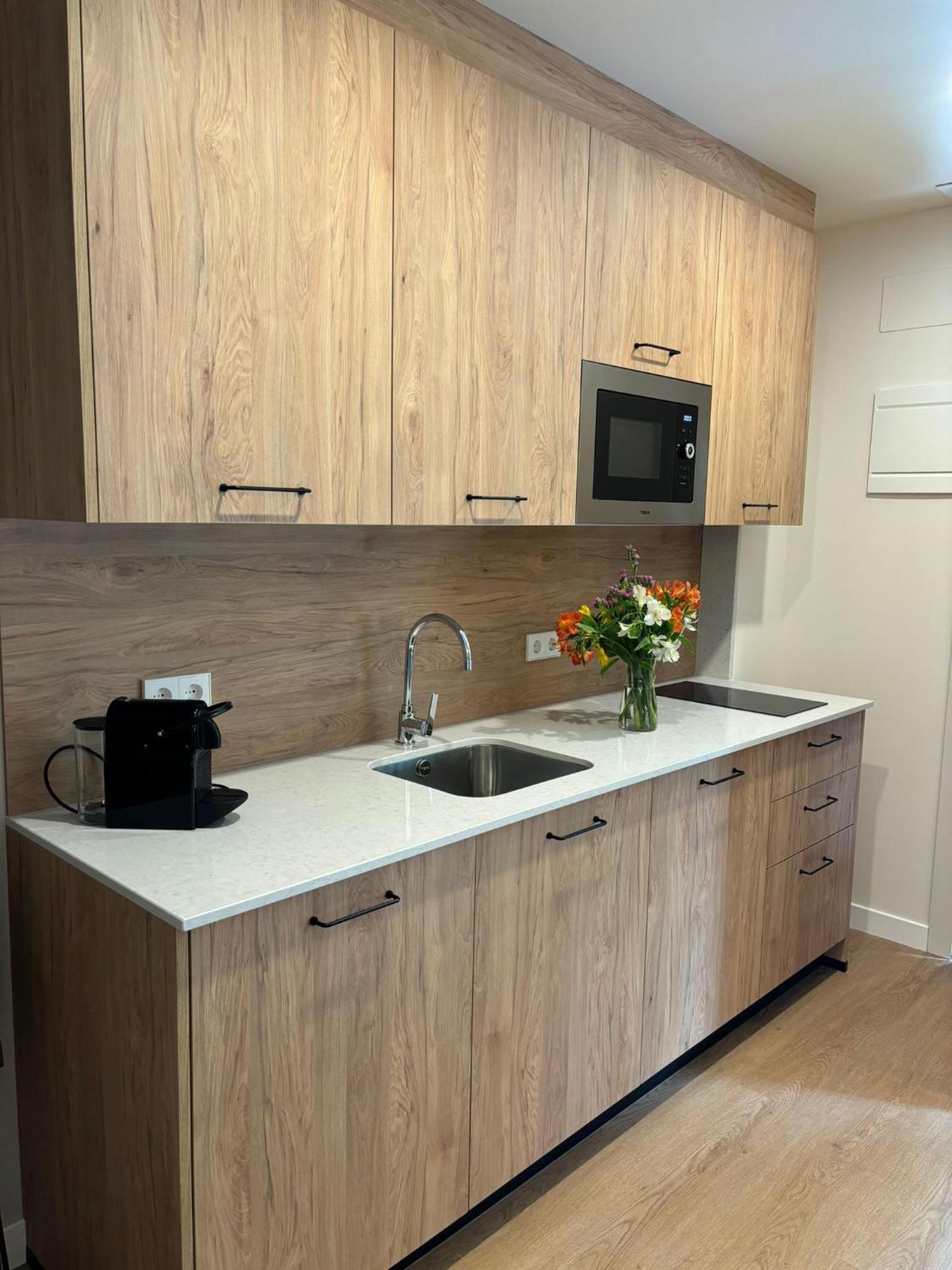 Apartamentos Joaquin Costa Santander Luaran gambar