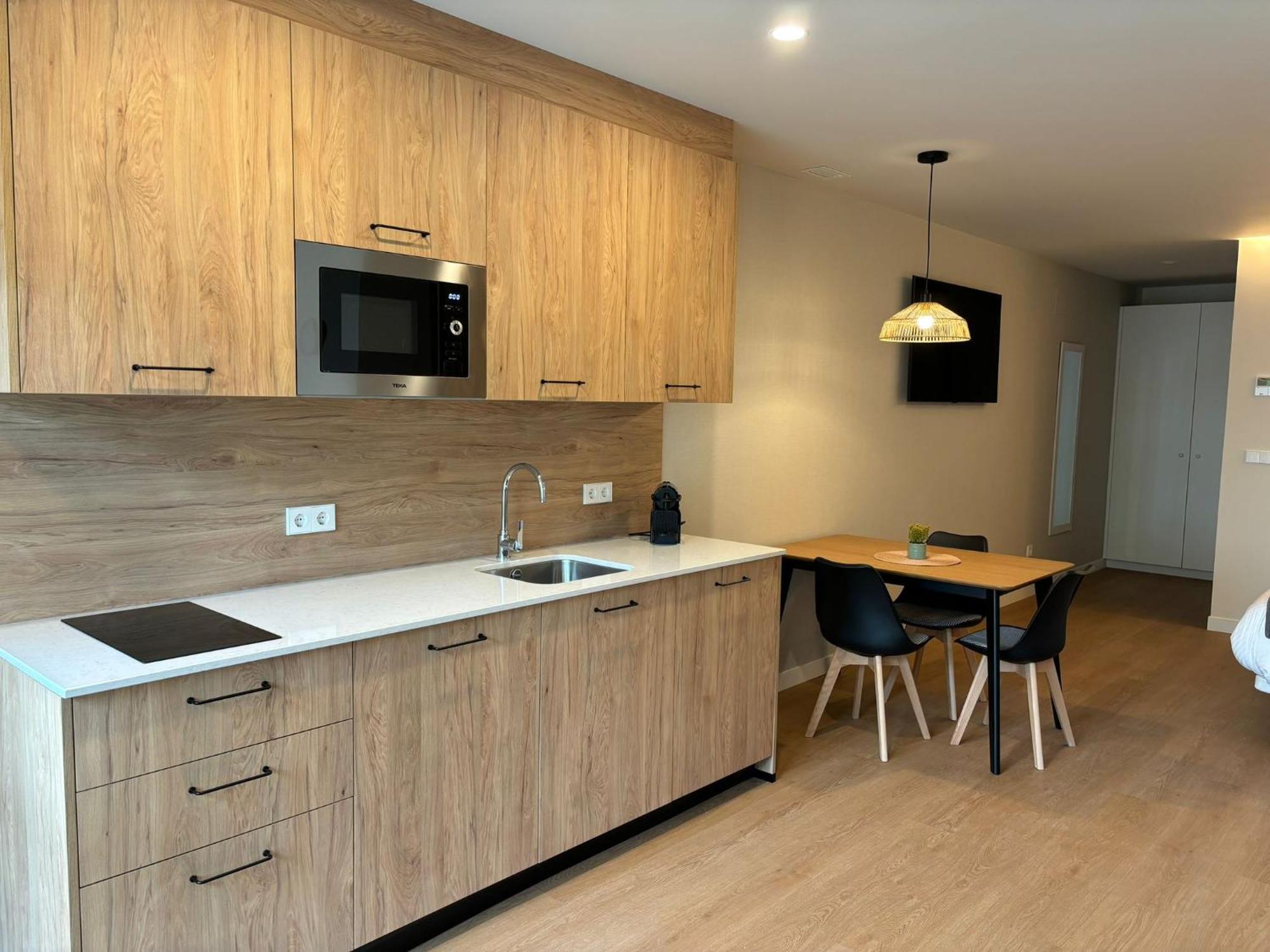 Apartamentos Joaquin Costa Santander Luaran gambar
